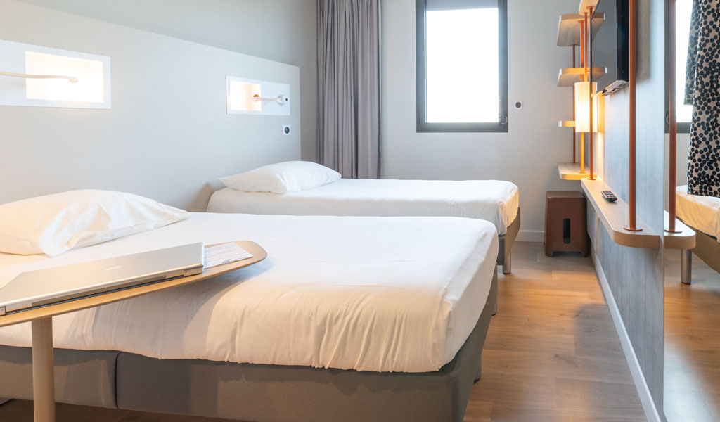 twin room hotel rennes ibis budget